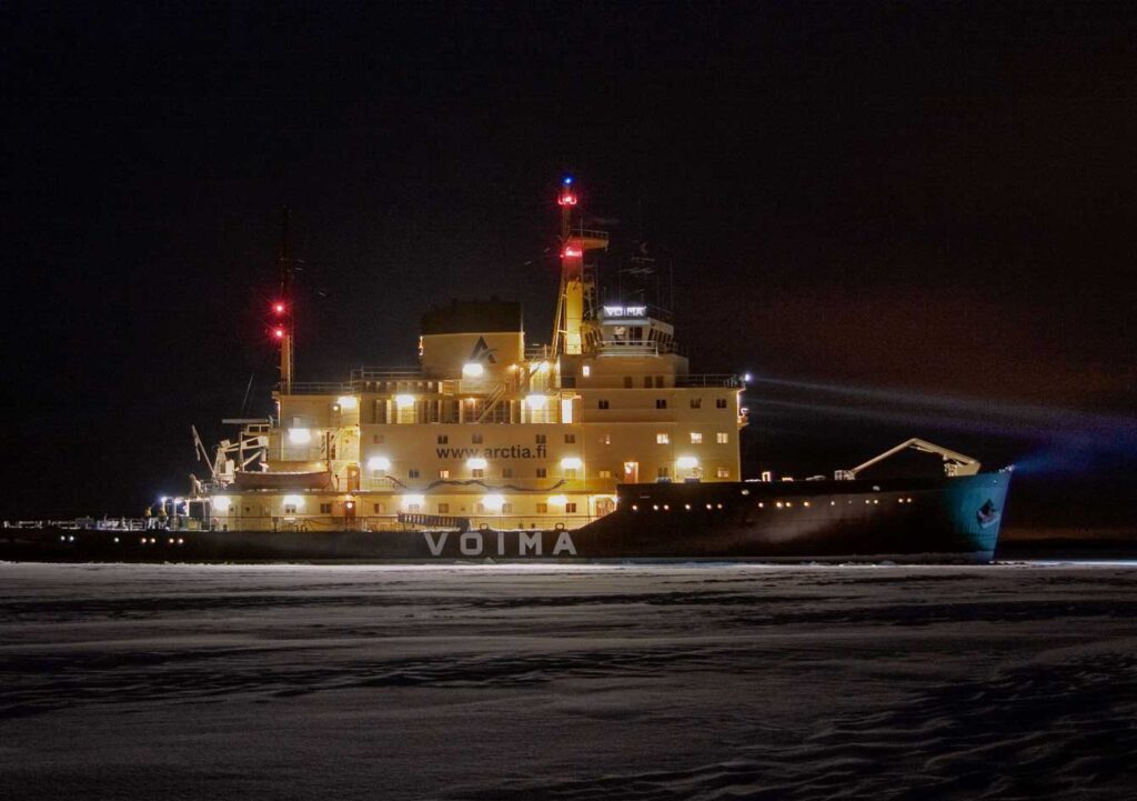 VOIMA Eisbrecher